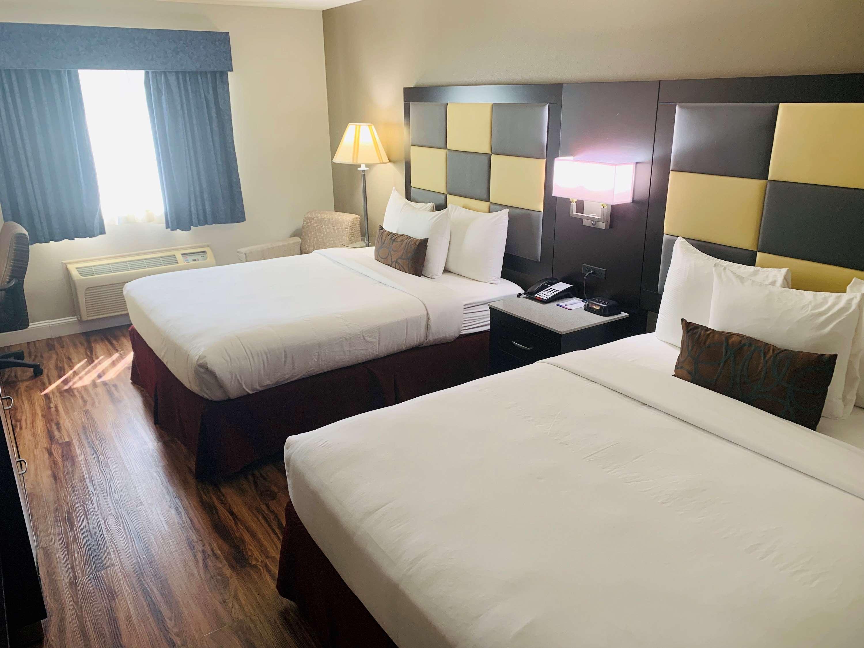 Surestay Plus Hotel By Best Western Рединг Стая снимка