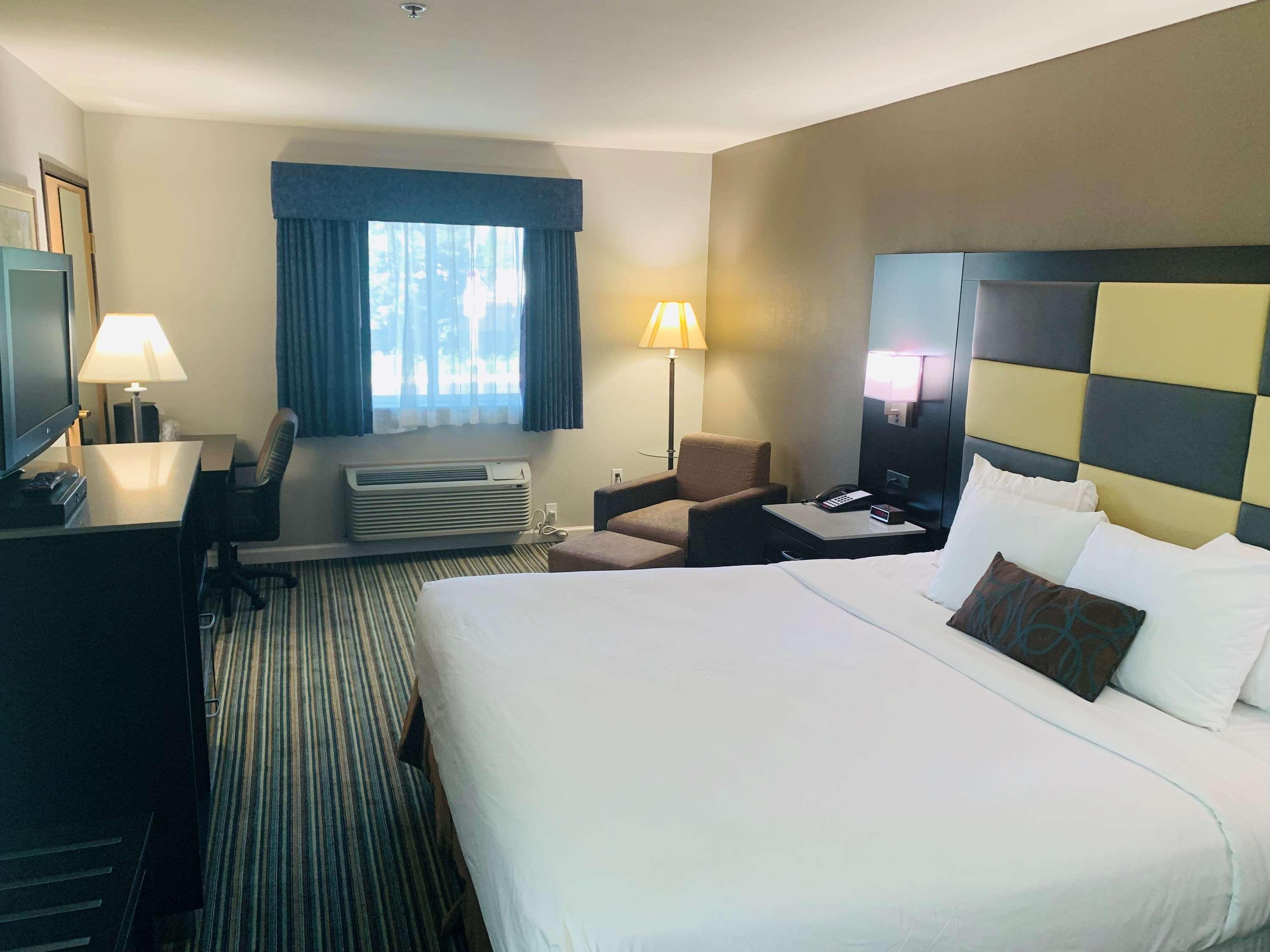 Surestay Plus Hotel By Best Western Рединг Екстериор снимка