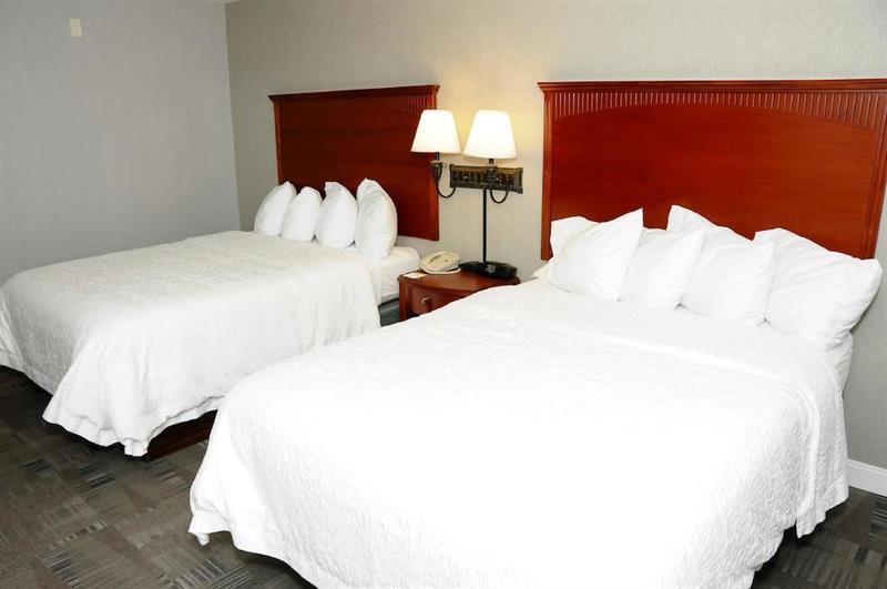 Surestay Plus Hotel By Best Western Рединг Екстериор снимка
